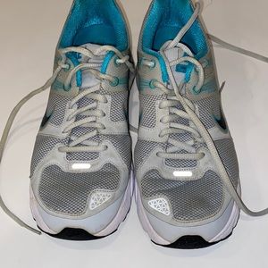 Nike shoes size 10.5